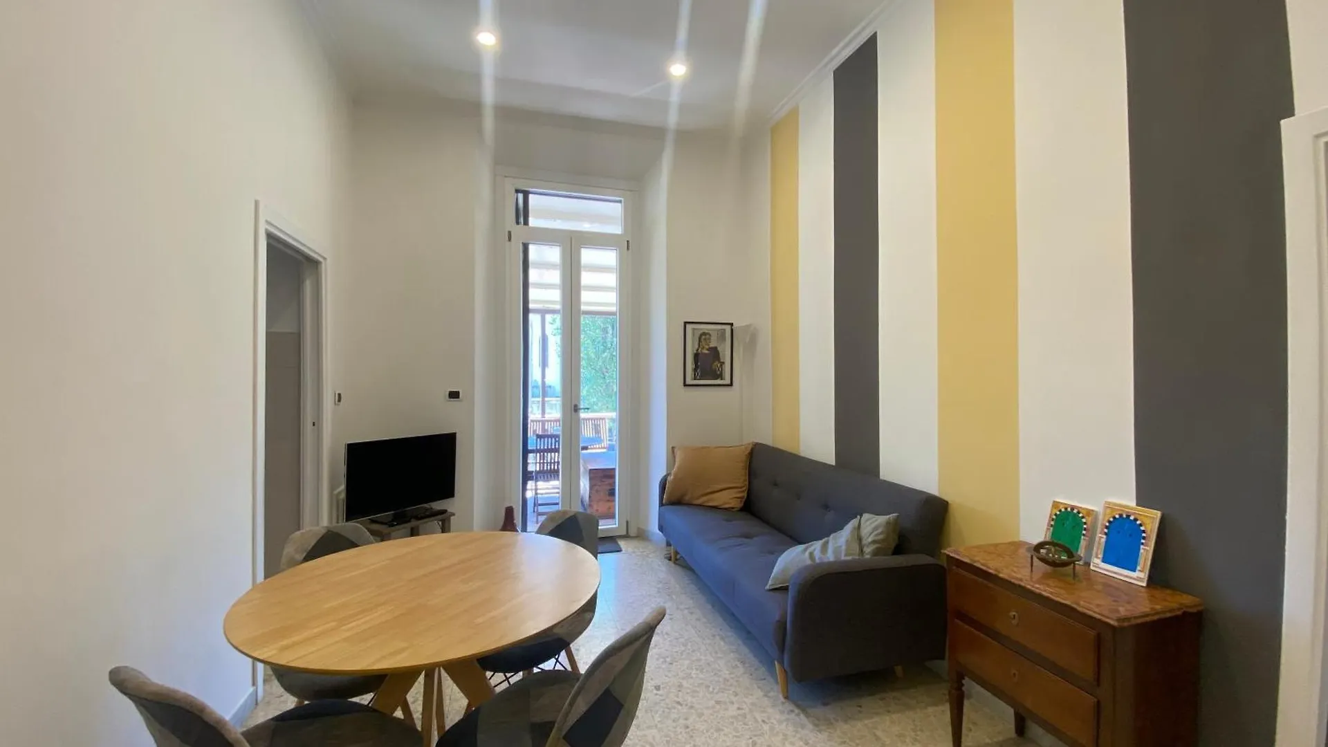 Vittoria Terrace Apartment Lido di Ostia 0*,  Italy